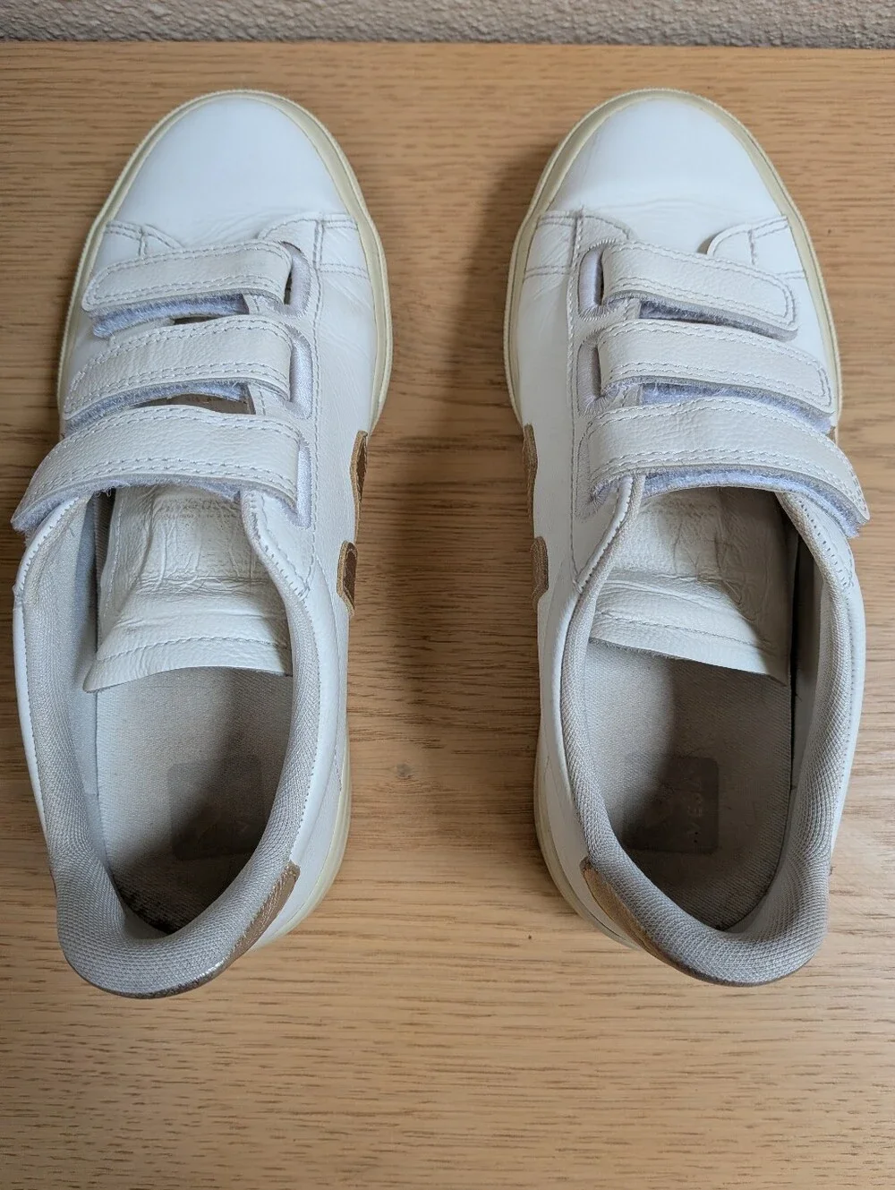 VEJA Extra White Platine Recife Logo Leather Rose Gold Sneakers Size 7